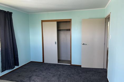 Photo of property in 121a Seabrook Avenue, New Lynn, Auckland, 0600