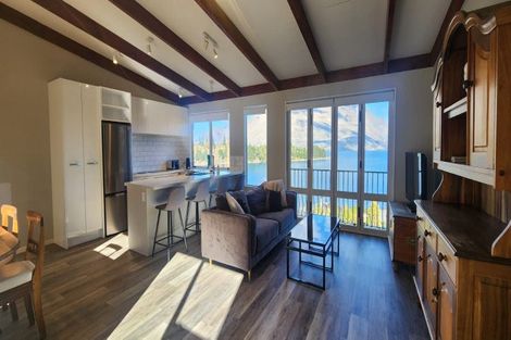 Photo of property in 4/6 Suburb Street, Queenstown, 9300
