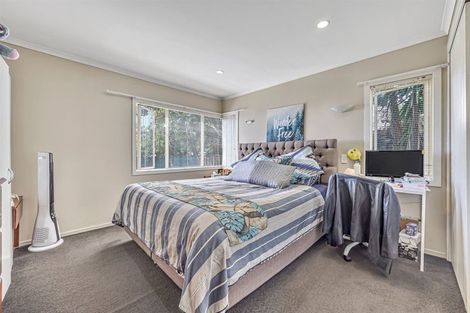 Photo of property in 18 Cinnabar Place, Westgate, Auckland, 0614