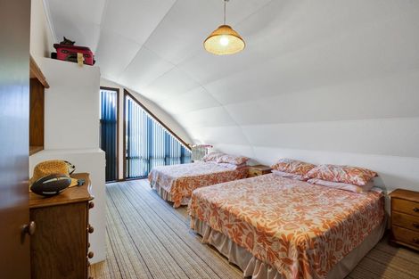 Photo of property in 9 Beach Road, Patea, 4520