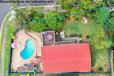 Photo of property in 2 Hollyhock Place, Browns Bay, Auckland, 0630