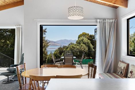 Photo of property in 130 Lakeview Terrace, Lake Hawea, 9382