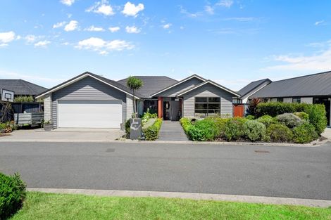 Photo of property in 9 Senecio Way, Papamoa Beach, Papamoa, 3118