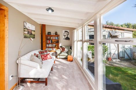 Photo of property in 6 Edwards Street, Kimbolton, Feilding, 4777