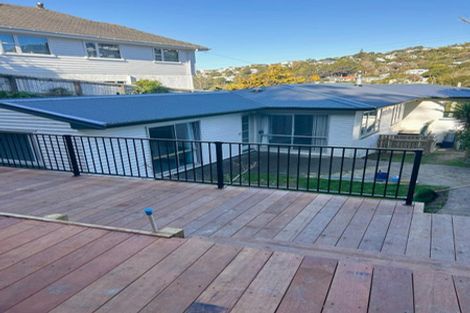Photo of property in 105 Churchill Drive, Crofton Downs, Wellington, 6035