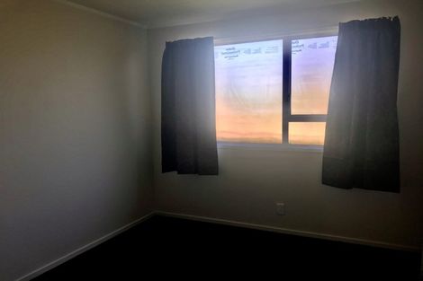 Photo of property in 6 Desford Place, Mangere, Auckland, 2022
