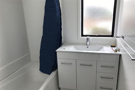 Photo of property in 193 Mahia Road, Wattle Downs, Auckland, 2103