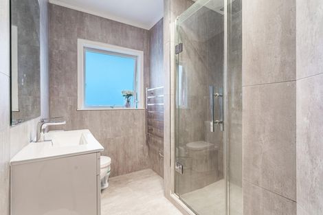 Photo of property in 111 Colwill Road, Massey, Auckland, 0614