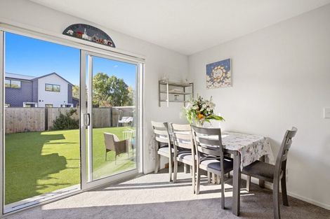 Photo of property in 4/5 Matata Place, Dallington, Christchurch, 8061
