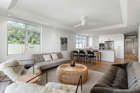 Photo of property in The Sands Apartments, 18/47 The Strand, Takapuna, Auckland, 0622
