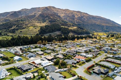 Photo of property in 21 Little Maude Drive, Lake Hawea, 9382