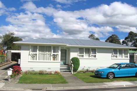 Photo of property in 26 Speargrass Grove, Timberlea, Upper Hutt, 5018