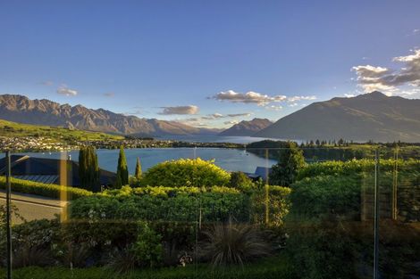 Photo of property in 54 Panorama Terrace, Queenstown, 9300