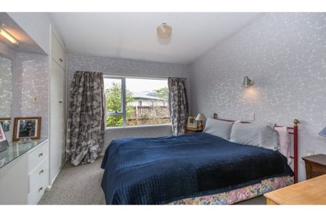 Photo of property in 20 Derrett Place, Saint Martins, Christchurch, 8022