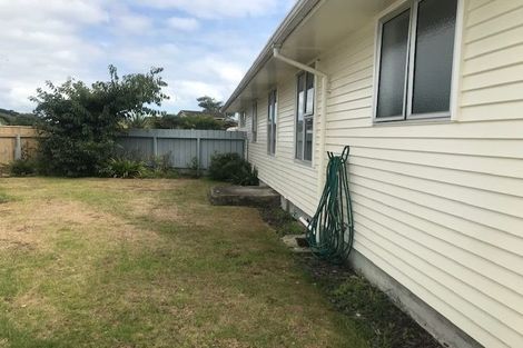Photo of property in 10 Hadfield Place, Paraparaumu Beach, Paraparaumu, 5032