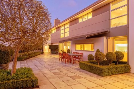 Photo of property in 15 Hamilton Avenue, Ilam, Christchurch, 8041