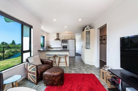 Photo of property in 10/26 Robinson Terrace, Rangatira Park, Taupo, 3330