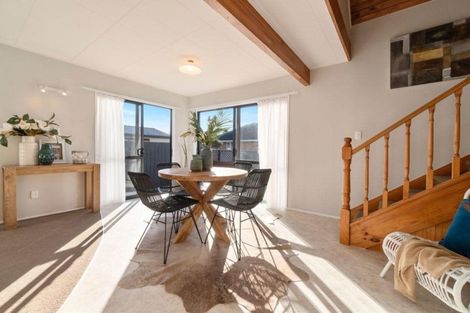 Photo of property in 16 Taikata Road, Te Atatu Peninsula, Auckland, 0610