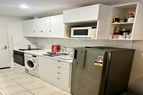 Photo of property in Albany Central, 6a/210 Dairy Flat Highway, Albany, Auckland, 0632