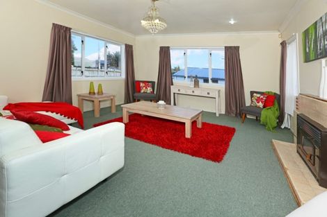 Photo of property in 57 Mcleod Road, Te Atatu South, Auckland, 0610