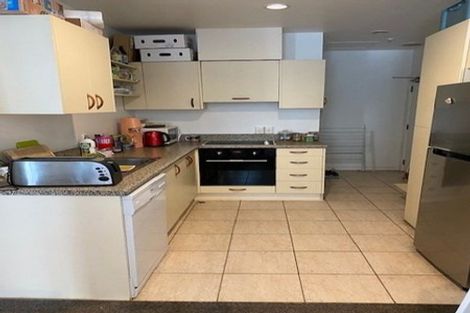 Photo of property in Terrace Tower Apartments, 5b/126 The Terrace, Wellington Central, Wellington, 6011