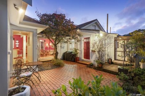 Photo of property in 212 Barnard Street, Wadestown, Wellington, 6012