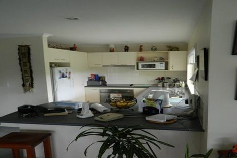 Photo of property in 41a Riverstone Road, Te Atatu Peninsula, Auckland, 0610