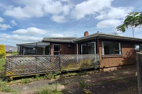 Photo of property in 2 Henwood Road, Mangere East, Auckland, 2024