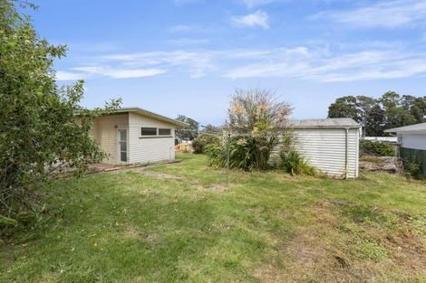 Photo of property in 4 Lyford Crescent, Sunnynook, Auckland, 0620