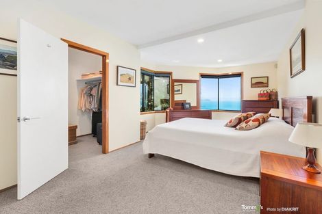 Photo of property in 20 Napier Street, Karaka Bays, Wellington, 6022