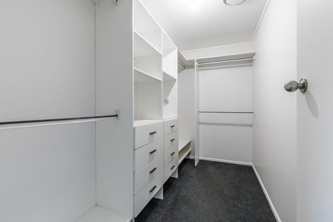 Photo of property in 44 Kahu Road, Paremata, Porirua, 5024