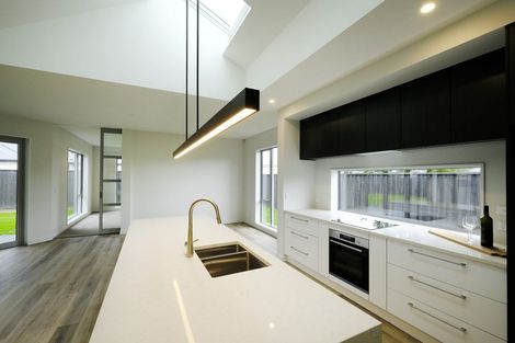 Photo of property in 12 Gerard Place, Rangiora, 7400