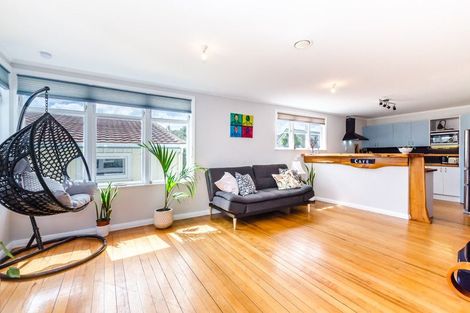 Photo of property in 160 Wellington Road, Paekakariki, 5034