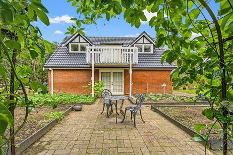 Photo of property in 195 Beach Road, Katikati, 3178