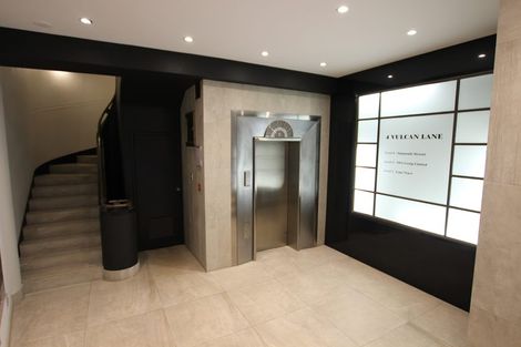 Photo of property in 112b Queen Street, Waiuku, 2123