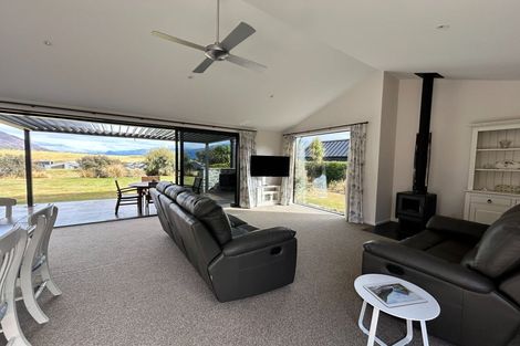 Photo of property in 7 Fife Court, Jacks Point, Queenstown, 9371