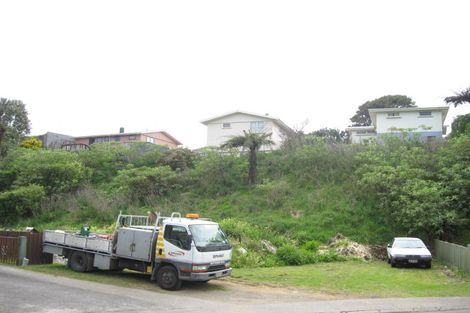 Photo of property in 22 Shaldon Crescent, Blagdon, New Plymouth, 4310