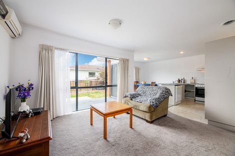 Photo of property in 36a/3 James Laurie Street, Henderson, Auckland, 0612