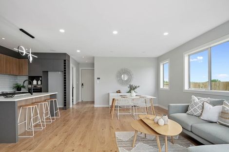 Photo of property in 17 Minerva Avenue, Helensville, 0800