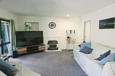 Photo of property in 16a Rua Road, Paraparaumu Beach, Paraparaumu, 5032