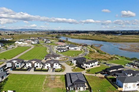 Photo of property in 240 Park Estate Road, Rosehill, Papakura, 2113