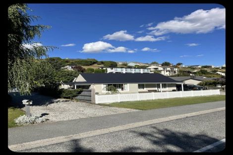 Photo of property in 9 Mcdonnell Road, Arrowtown, 9302