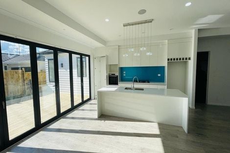 Photo of property in 9 Leatherwood Road, Takanini, 2110