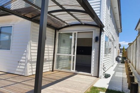 Photo of property in 5 Bruckless Drive, Flat Bush, Auckland, 2019