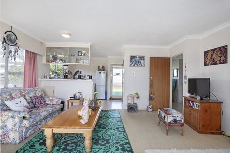 Photo of property in 6b Kent Street, Waiuku, 2123