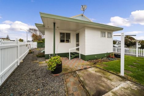 Photo of property in 57 Murray Avenue, Hawera, 4610