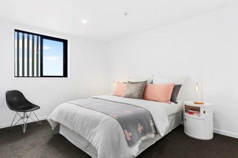 Photo of property in 7/163 Hobsonville Point Road, Hobsonville, Auckland, 0616