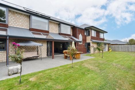 Photo of property in 8 Cunneen Place, Aidanfield, Christchurch, 8025