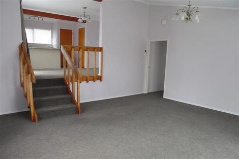 Photo of property in 28 Pahi Place, West Harbour, Auckland, 0618