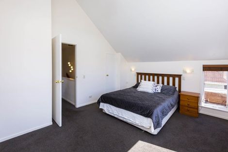 Photo of property in 11 Benzie Avenue, Wallaceville, Upper Hutt, 5018
